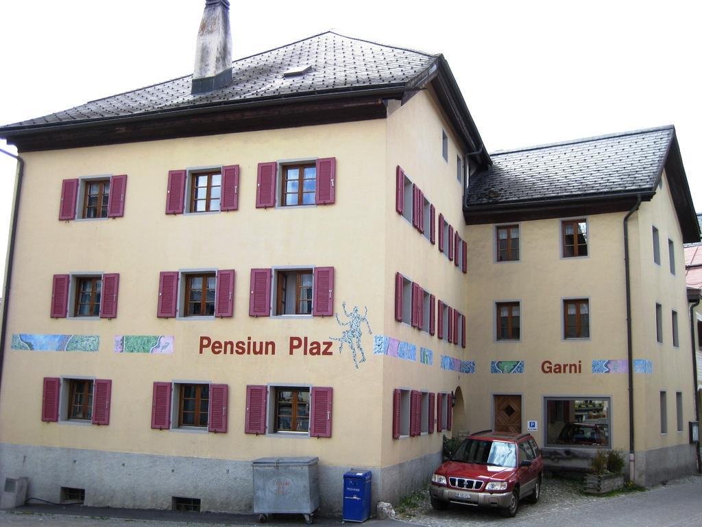 Pensiun Garni Plaz Hotel Scuol Exterior photo